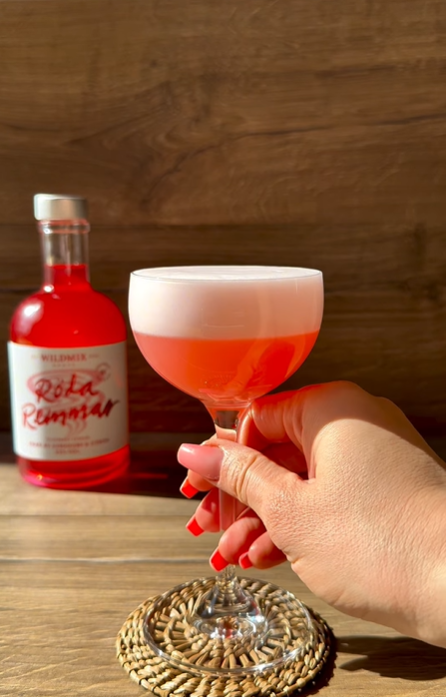 Syrlig jordgubbsdrink